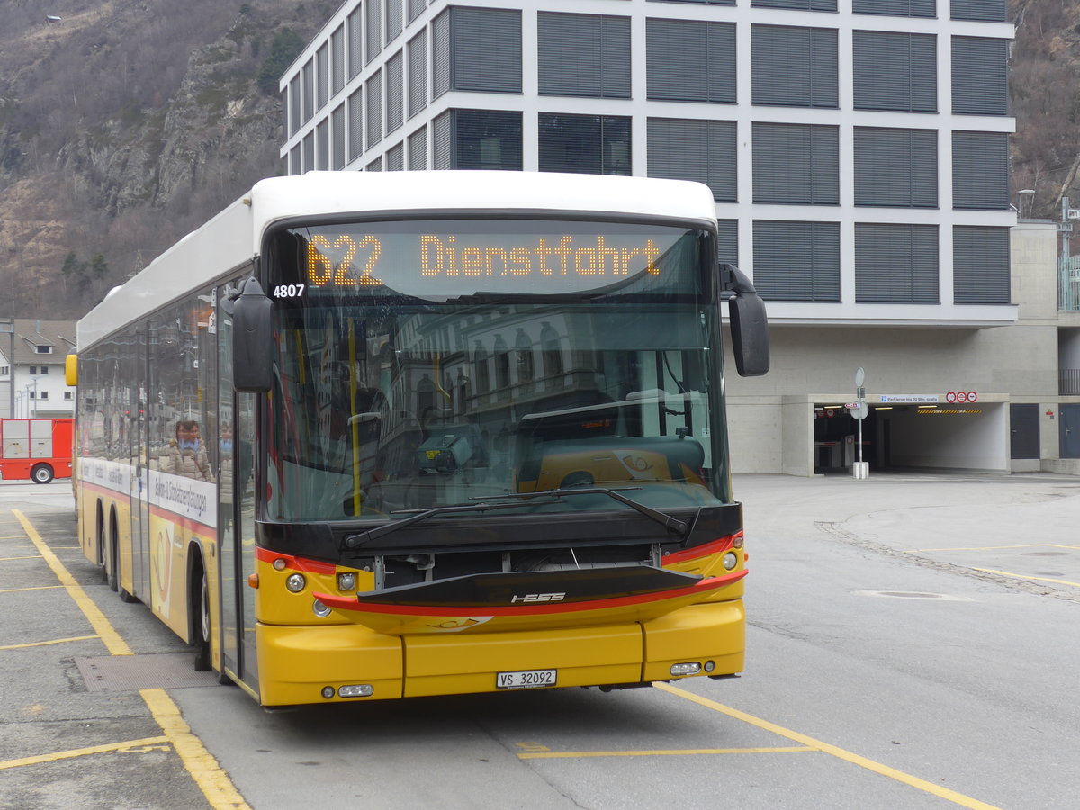 (189'052) - PostAuto Wallis - VS 32'092 - Scania/Hess (ex In Albon, Visp) am 3. Mrz 2018 beim Bahnhof Brig