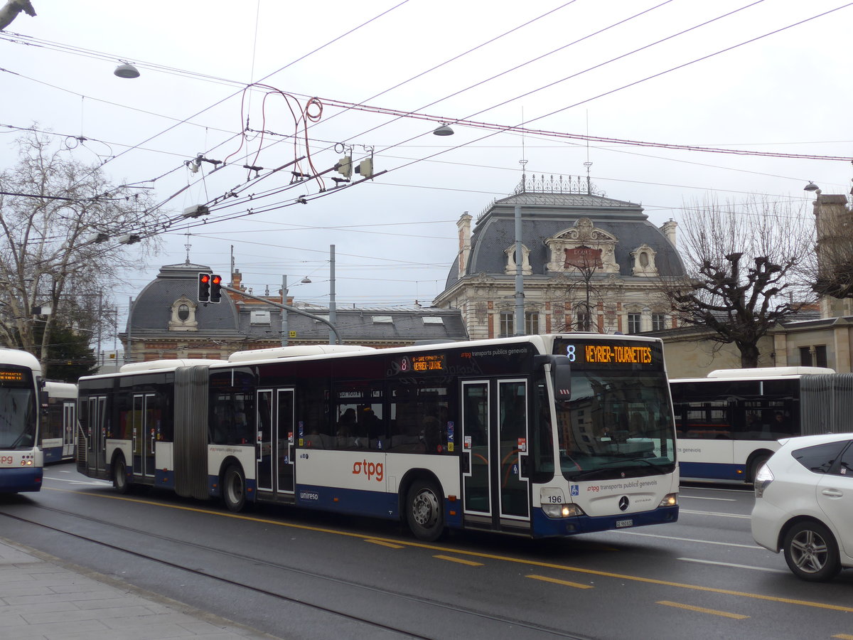 (189'158) - TPG Genve - Nr. 196/GE 960'632 - Mercedes am 12. Mrz 2018 in Genve, Place des Vingt-Deux-Cantons