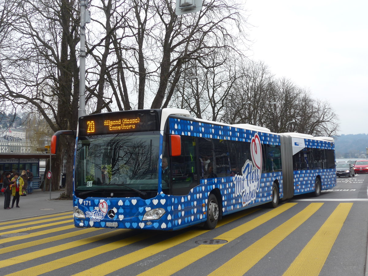 (189'413) - VBL Luzern - Nr. 171/LU 248'364 - Mercedes am 17. Mrz 2018 beim Bahnhof Luzern