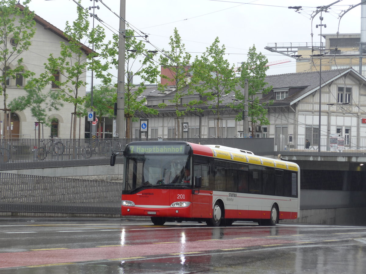 (192'953) - SW Winterthur - Nr. 201/ZH 719'201 - Solaris am 10. Mai 2018 beim Hauptbahnhof Winterthur