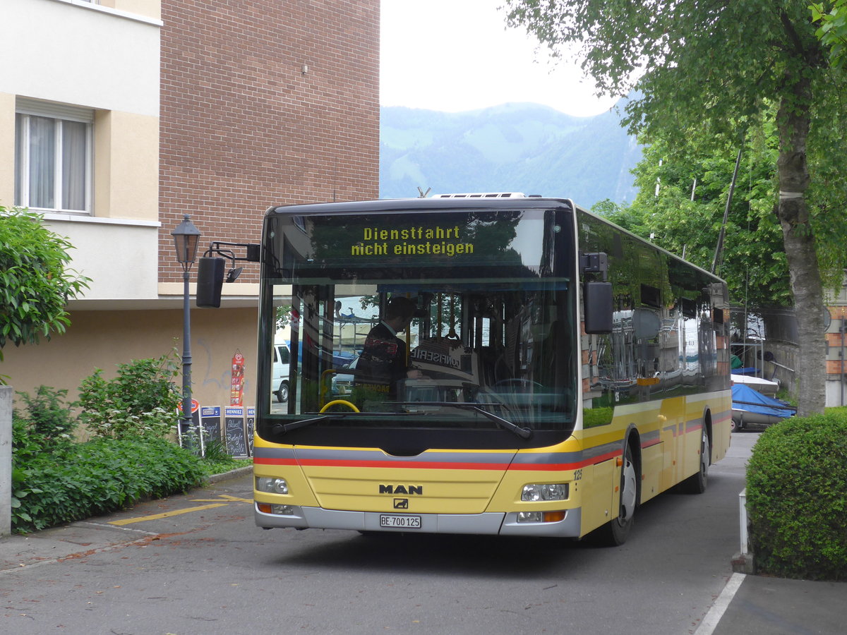 (193'575) - STI Thun - Nr. 125/BE 700'125 - MAN am 27. Mai 2018 in Oberhofen, Dorf