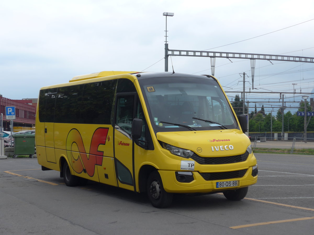 (193'752) - Aus Portugal: Feirense, Lourosa - Nr. 221/80-QS-88 - Iveco/Atomic am 8. Juni 2018 in Thun, CarTerminal