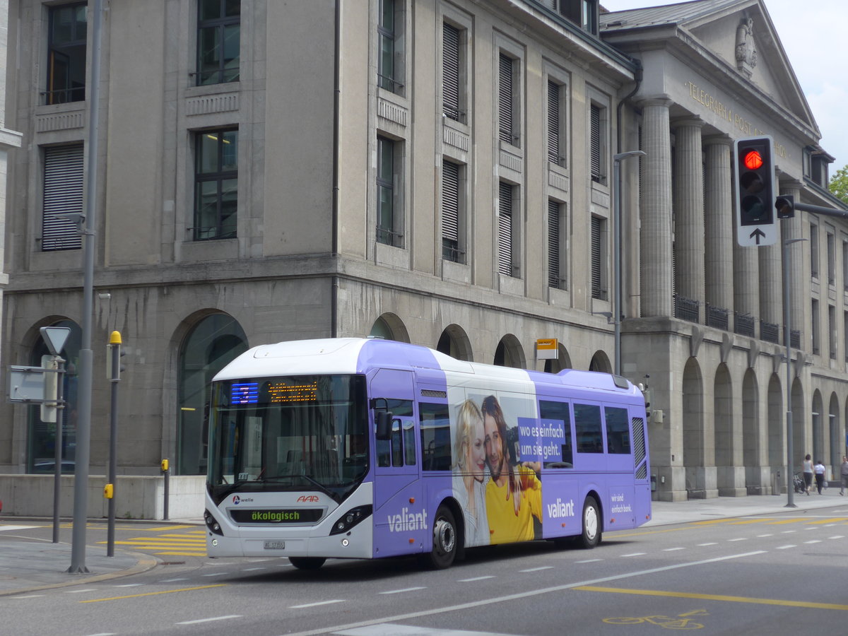 (195'086) - AAR bus+bahn, Aarau - Nr. 55/AG 17'355 - Volvo am 23. Juli 2018 beim Bahnhof Aarau