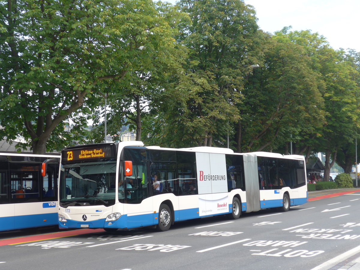 (195'458) - VBL Luzern - Nr. 172/LU 249'623 - Mercedes am 1. August 2018 beim Bahnhof Luzern