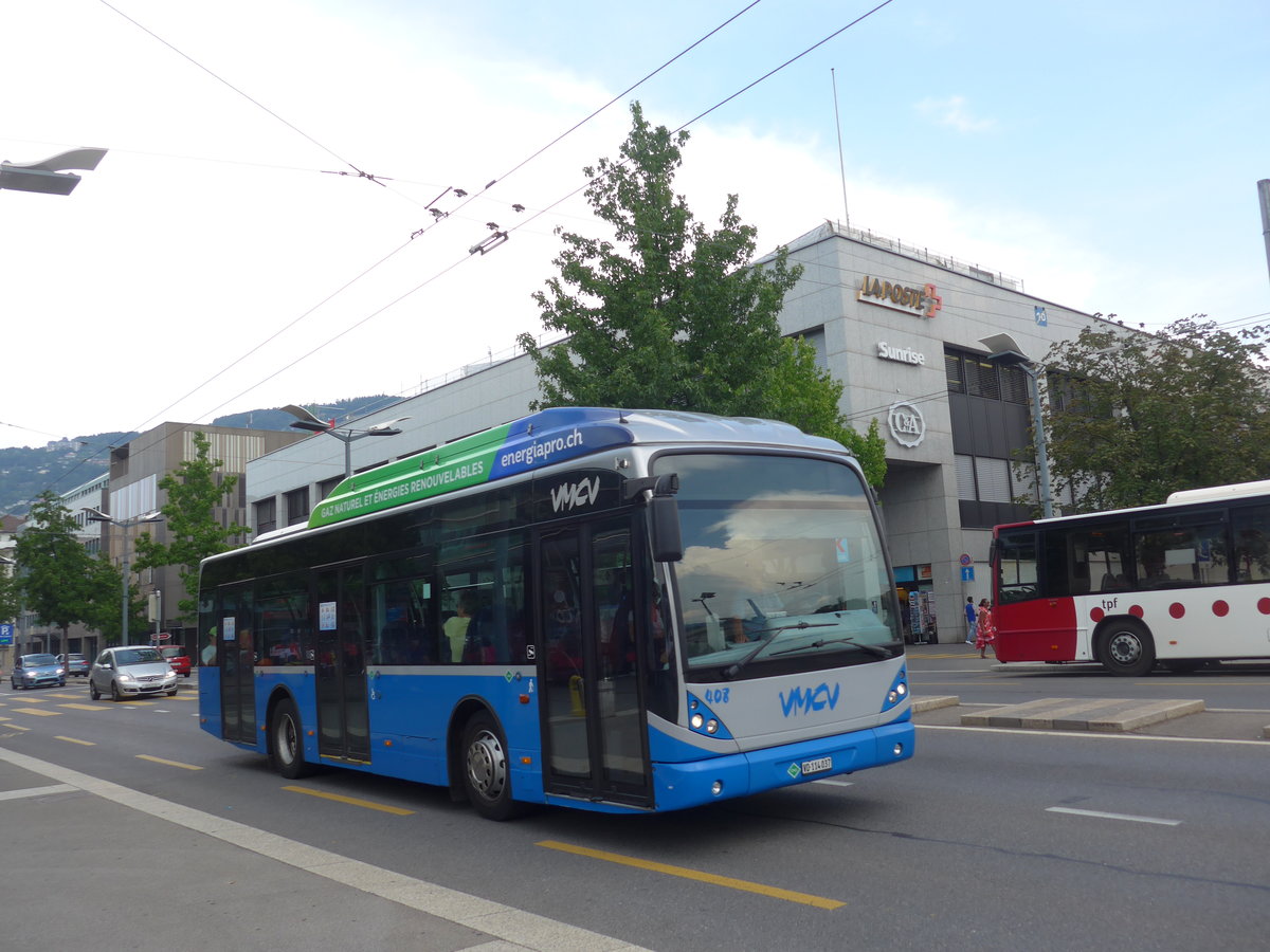 (195'719) - VMCV Clarens - Nr. 408/VD 114'037 - Van Hool (ex Nr. 108) am 6. August 2018 beim Bahnhof Vevey