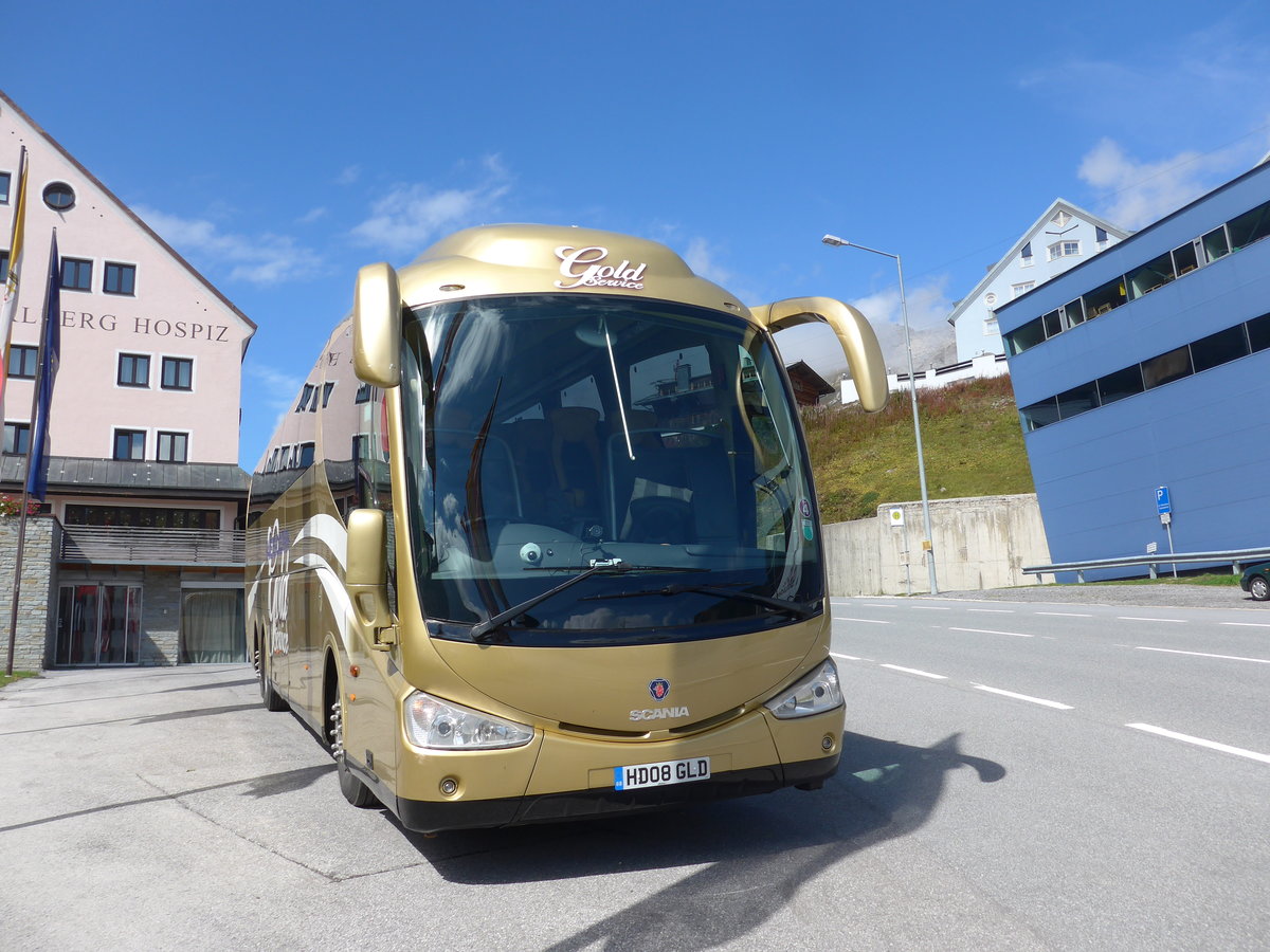 (197'655) - Aus England: Bakers Dolphin, Bristol - HD08 GLD - Scania/Irizar in St. Christoph, Hotel Arlberg Hospiz