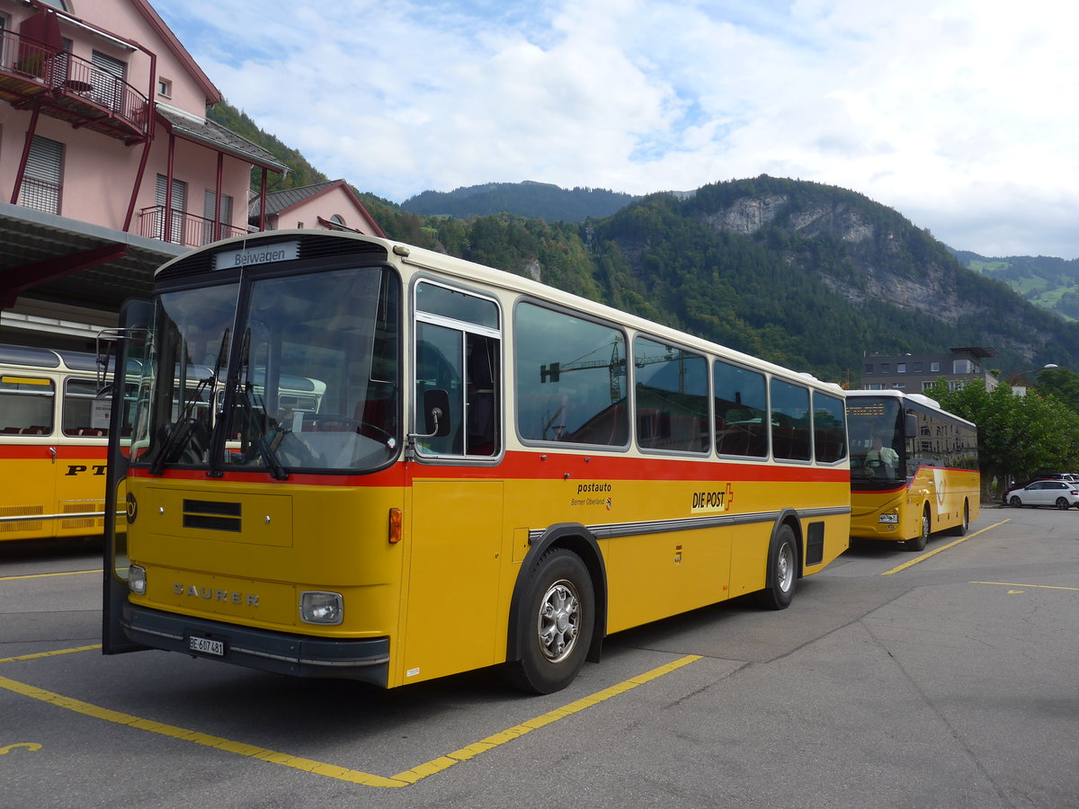 (197'725) - AVG Meiringen - Nr. 74/BE 607'481 - Saurer/R&J (ex PostAuto Berner Oberland; ex P 24'357) am 16. September 2018 in Meiringen, Postautostation 