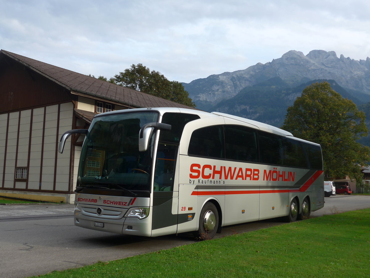 (197'864) - Schwarb, Mhlin - Nr. 29/AG 203'968 - Mercedes am 16. September 2018 in Meiringen, Garage AVG M.