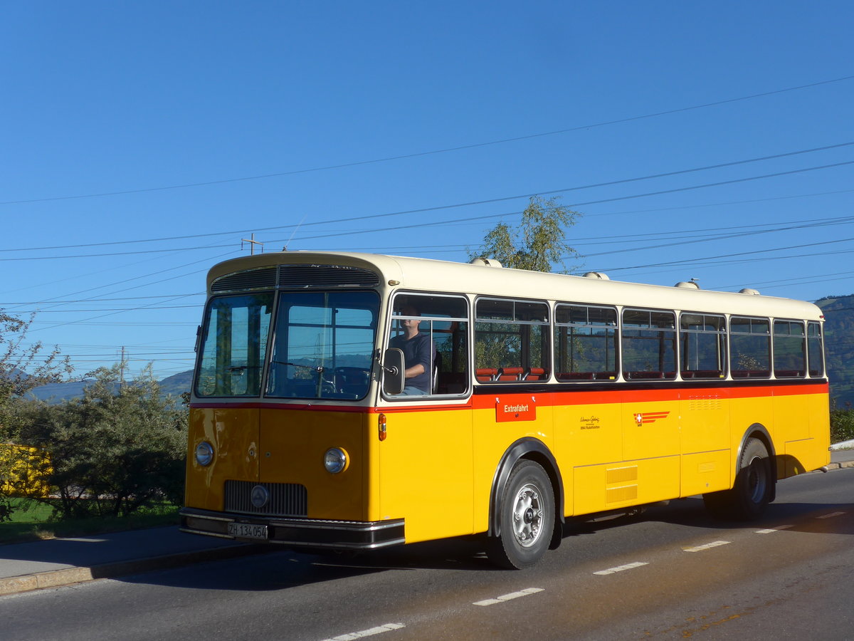 (198'167) - Gehrig, Rudolfstetten - ZH 134'054 - Saurer/Saurer (ex Guggenbhl, Eschenbach; ex Hugener, Stein; ex Moser, Preonzo; ex Geiger, Adelboden Nr. 20; ex P 25'534) am 13. Oktober 2018 in Bilten, Schniserstrasse