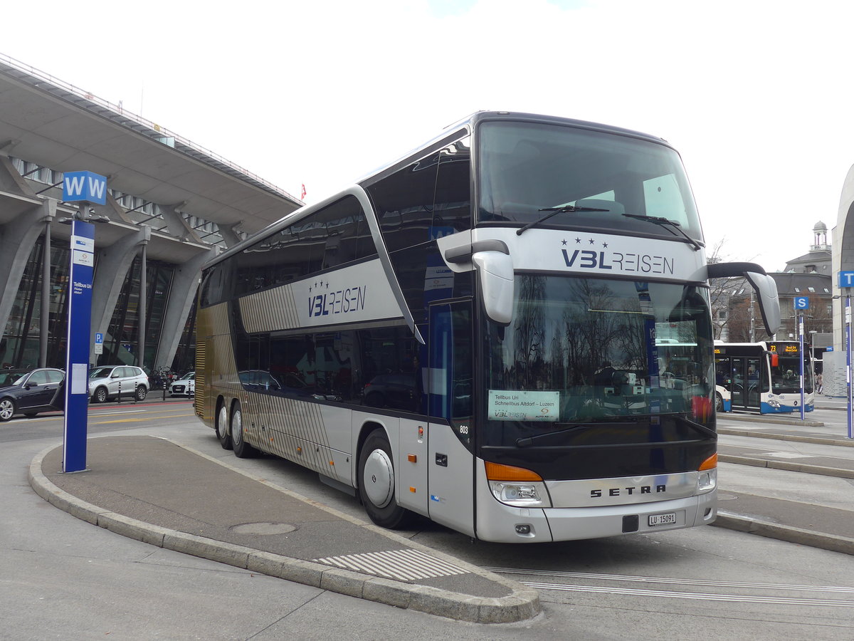 (199'835) - VBL Luzern - Nr. 803/LU 15'091 - Setra am 8. Dezember 2018 beim Bahnhof Luzern