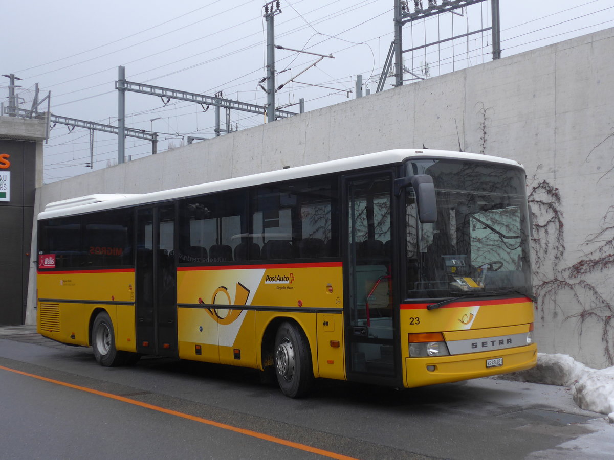 (200'329) - Jaggi, Kippel - Nr. 23/VS 484'881 - Setra am 30. Dezember 2018 beim Bahnhof Visp