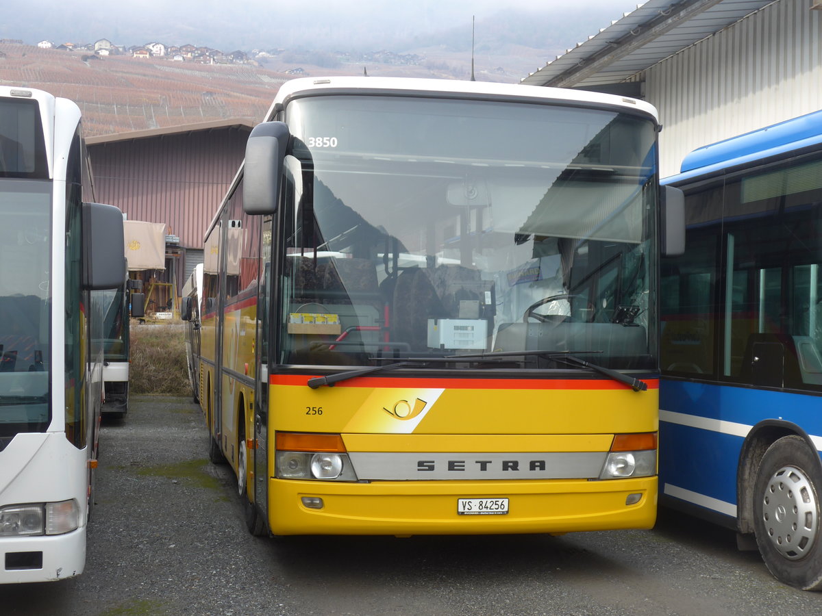 (200'386) - Buchard, Leytron - Nr. 256/VS 84'256 - Setra (ex Rey, Ayent) am 30. Dezember 2018 in Leytron, Garage