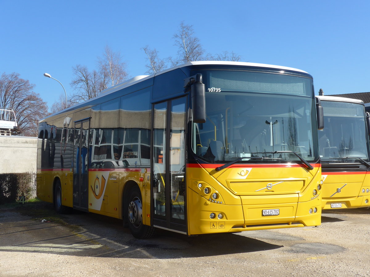 (201'611) - Favre, Avenches - VD 615'782 - Volvo am 16. Februar 2019 in Yverdon, Postgarage