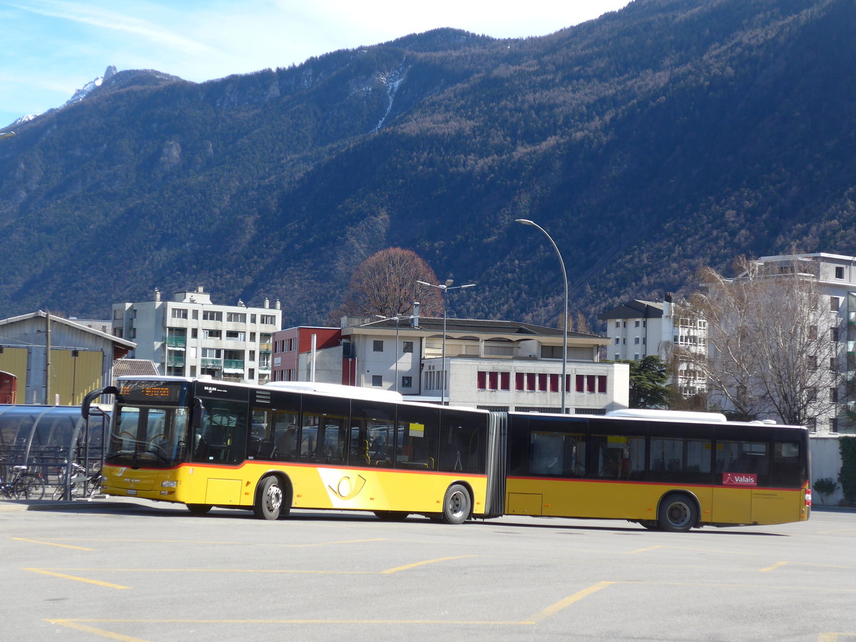 (202'398) - Buchard, Leytron - VS 104'346 - MAN (ex Nr. 60) am 16. Mrz 2019 beim Bahnhof Martigny