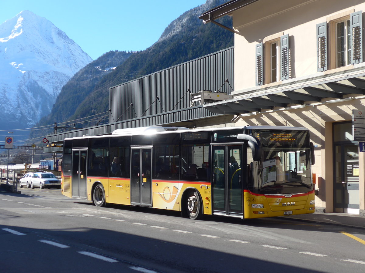 (202'516) - Mattli, Wassen - UR 9261 - MAN am 19. Mrz 2019 beim Bahnhof Erstfeld