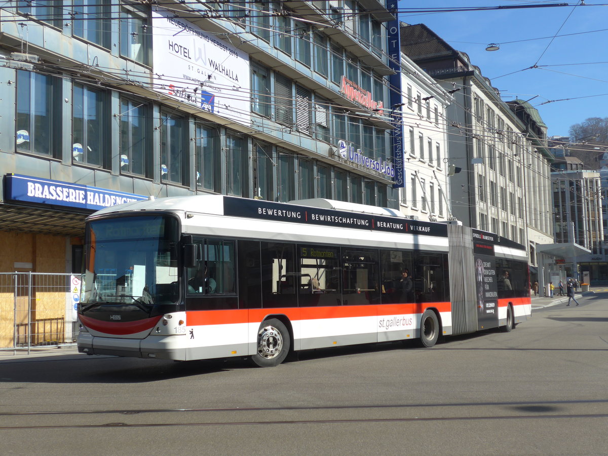 (202'766) - St. Gallerbus, St. Gallen - Nr. 185 - Hess/Hess Gelenktrolleybus am 21. Mrz 2019 beim Bahnhof St. Gallen