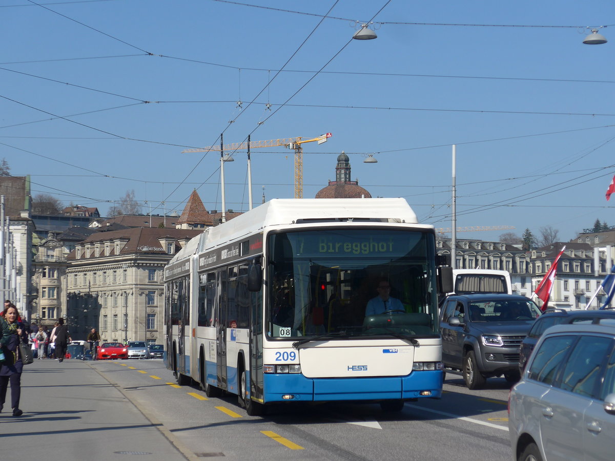 (203'017) - VBL Luzern - Nr. 209 - Hess/Hess Gelenktrolleybus am 23. Mrz 2019 in Luzern, Bahnhofbrcke