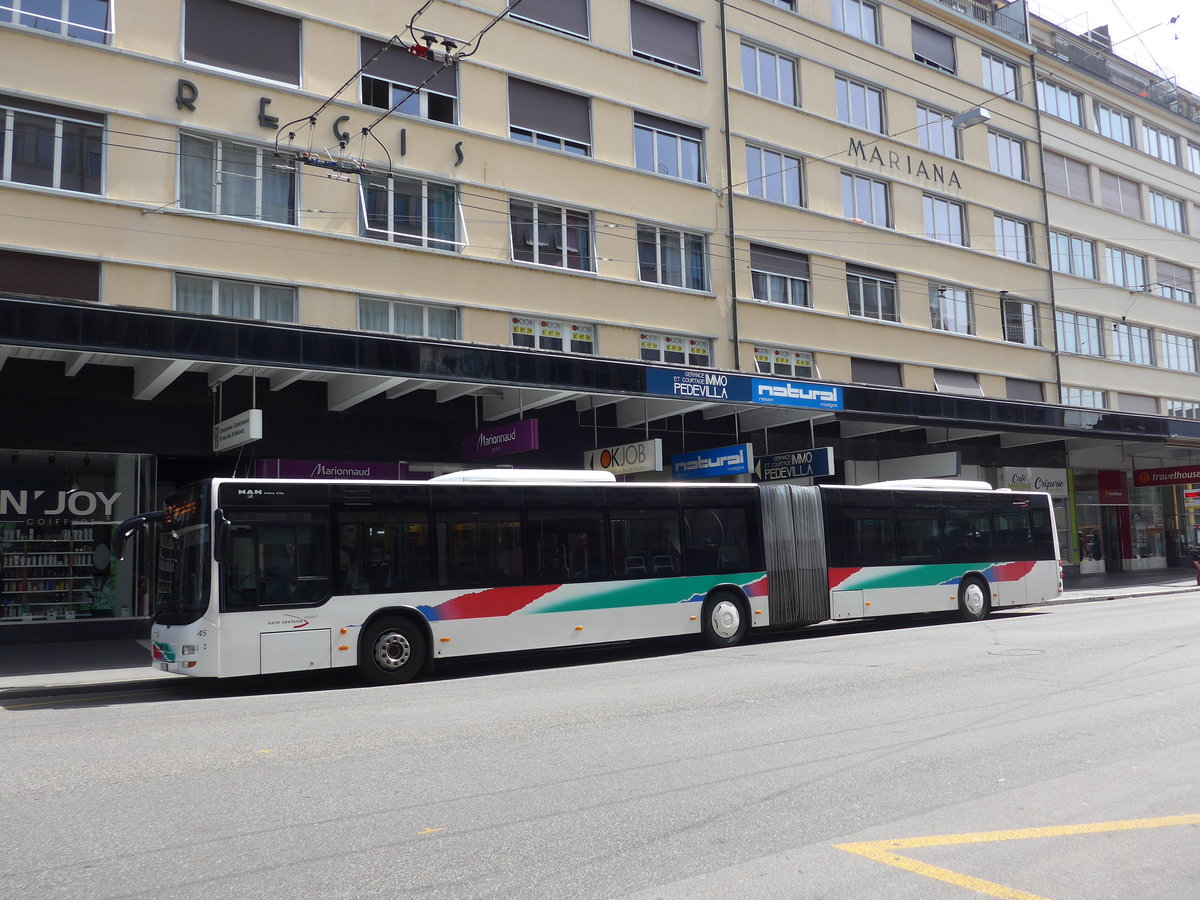 (203'907) - ASm Langenthal - Nr. 45/BE 703'518 - MAN am 22. April 2019 beim Bahnhof Biel