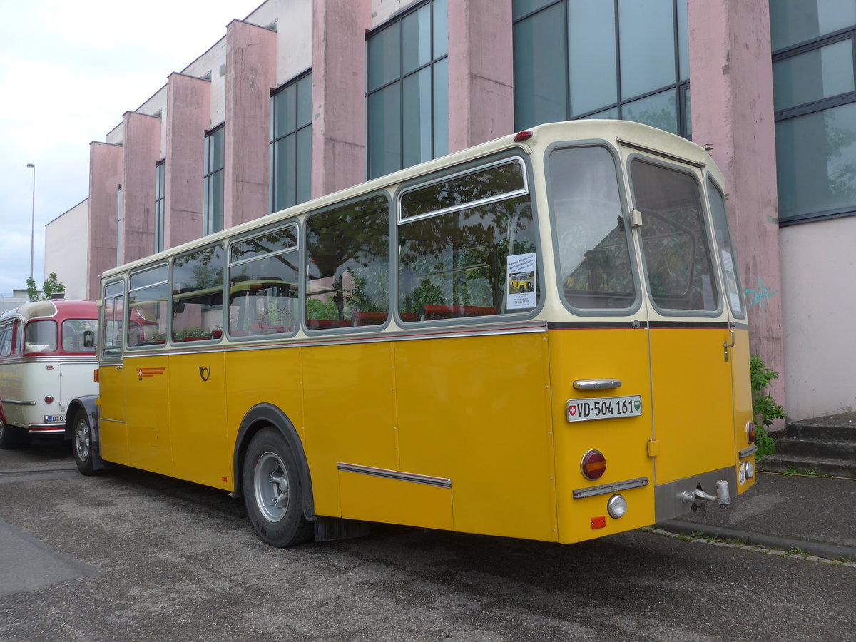 (204'011) - Aus der Schweiz: CarPostal Ouest - VD 504'161 - Berna/R&J (ex Fuchser, Aegerten; ex Wohlgemuth, Hochwald) am 26. April 2019 in Haguenau, Parkplatz