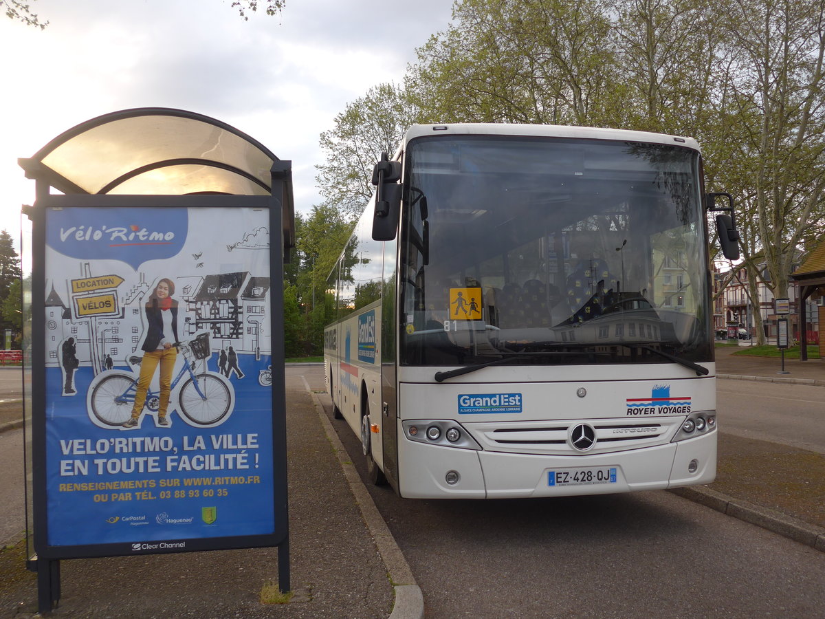 (204'141) - Royer, Herrlisheim - EZ 428 QJ - Mercedes am 27. April 2019 beim Bahnhof Haguenau