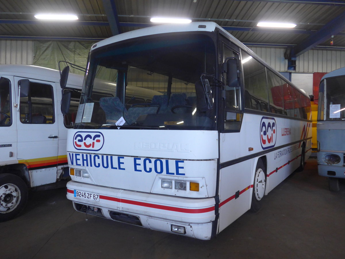 (204'304) - Europ. Classic Motors, Haguenau - Nr. 25/9245 ZF 67 - Neoplan (ex ETS, Ingwiller; ex Deutschland) am 27. April 2019 in Wissembourg, Museum