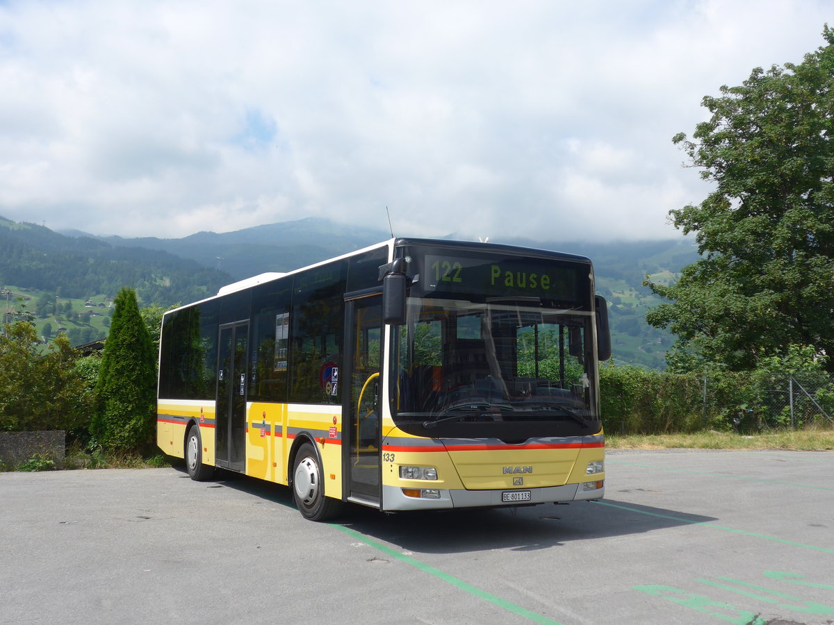 (207'686) - STI Thun - Nr. 133/BE 801'133 - MAN/Gppel am 9. Juli 2019 beim Bahnhof Grindelwald (Einsatz AVG G.)