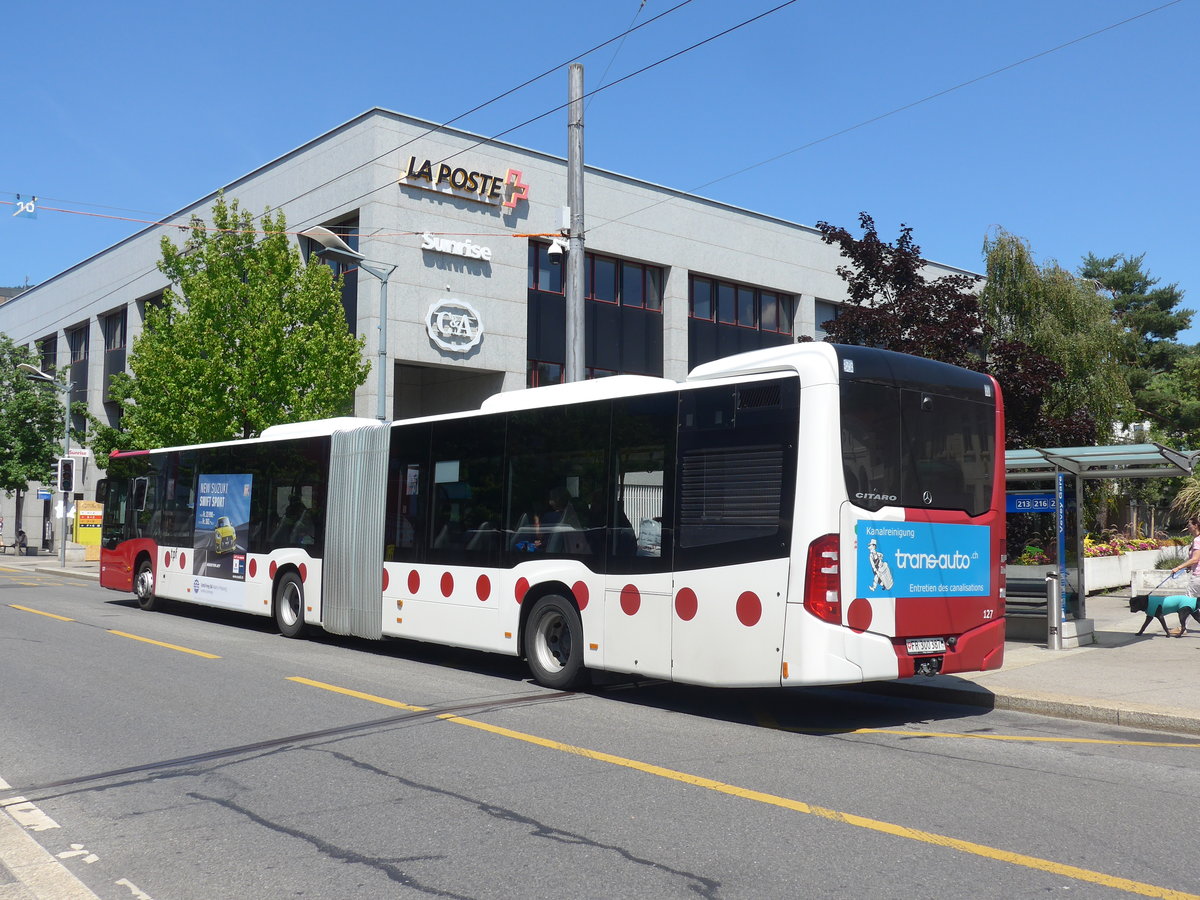 (208'421) - TPF Fribourg - Nr. 127/FR 300'387 - Mercedes am 4. August 2019 beim Bahnhof Vevey