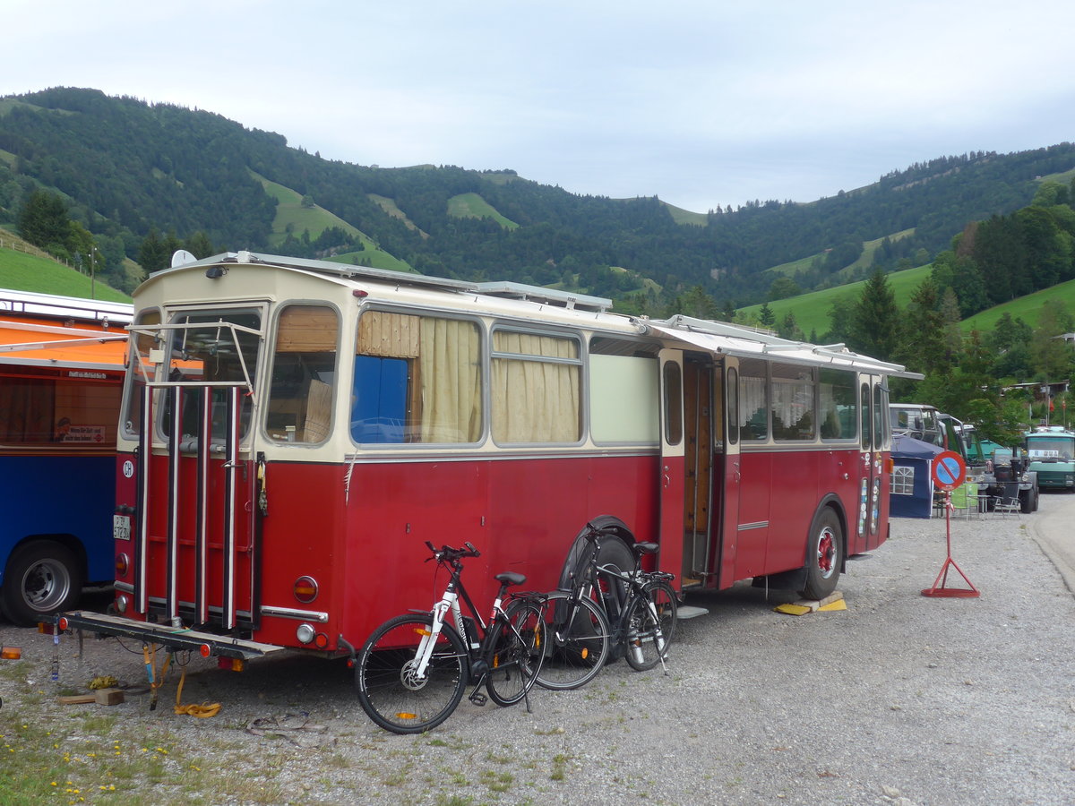 (208'881) - Niederer F., Langwiesen - ZH 572'304 - Saurer/Tscher (ex Solr+Fontana, Ilanz) am 17. August 2019 in Atzmnnig, Schutt