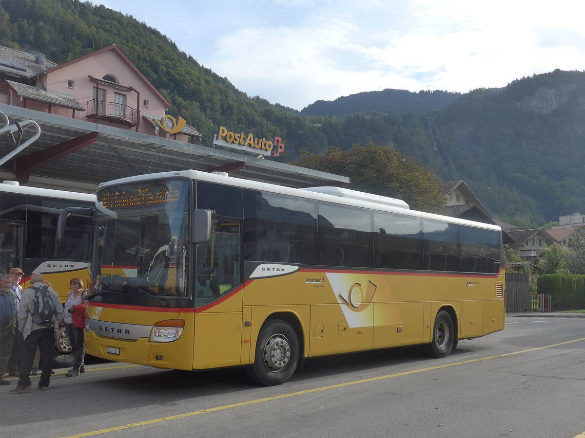 (209'737) - PostAuto Bern - BE 401'263 - Setra (ex AVG Meiringen Nr. 63) am 22. September 2019 in Meiringen, Postautostaion