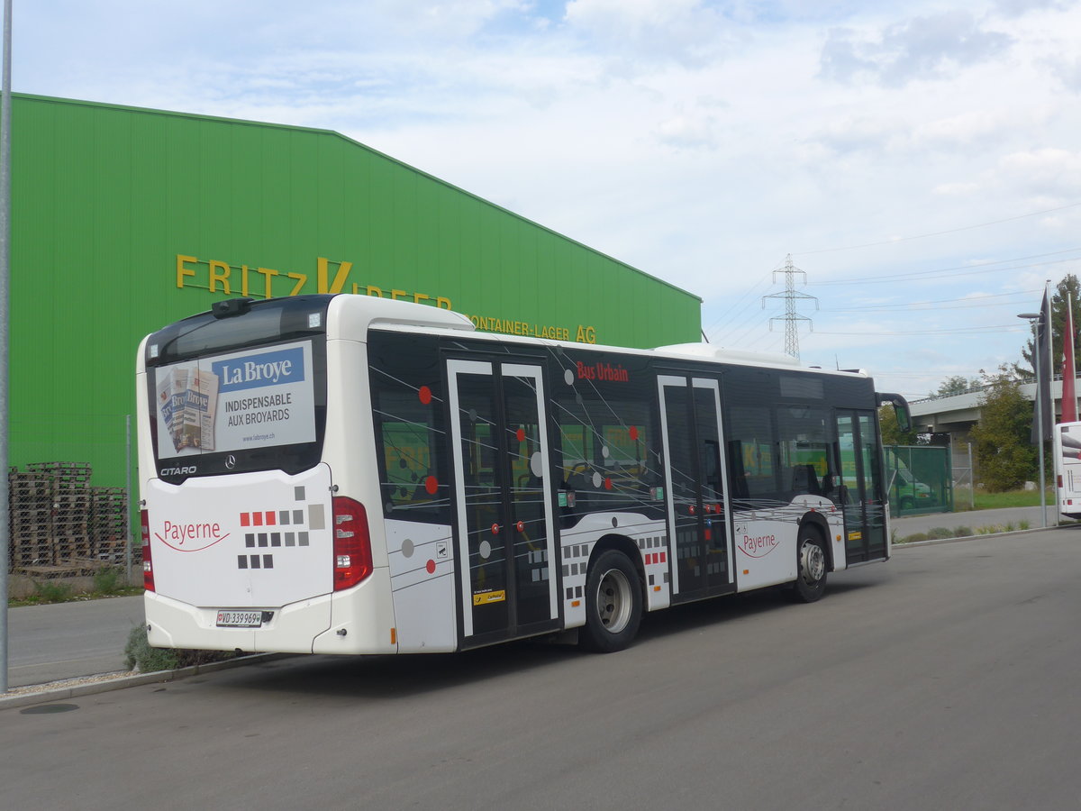 (210'272) - CarPostal Ouest - VD 339'969 - Mercedes am 12. Oktober 2019 in Kerzers, Interbus