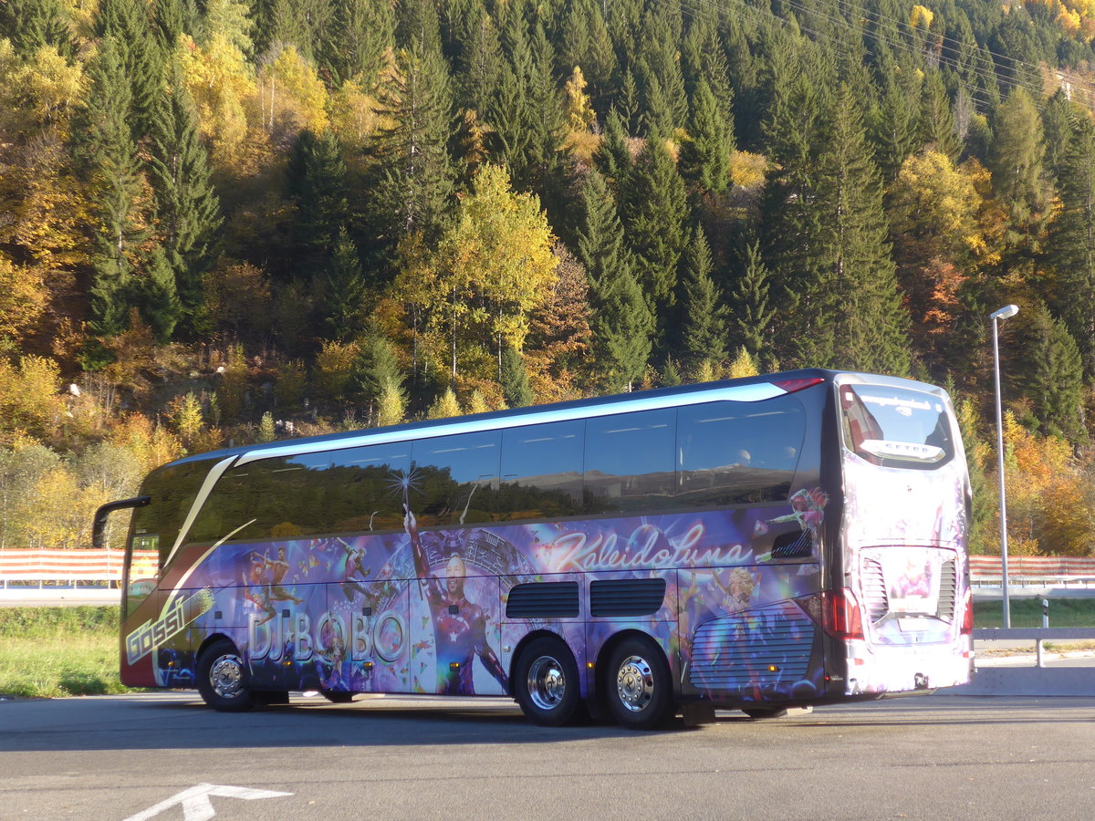 (210'506) - Gssi, Horw - LU 31'028 - Setra am 26. Oktober 2019 in Ambr-Piotta, Raststtte