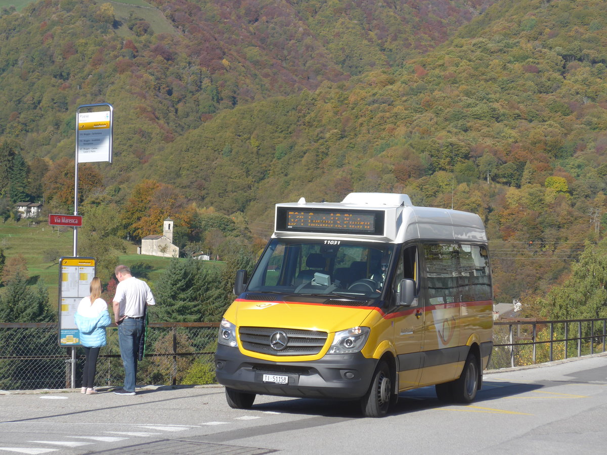 (210'528) - Autopostale, Muggio - TI 51'158 - Mercedes am 26. Oktober 2019 in Muggio, Paese