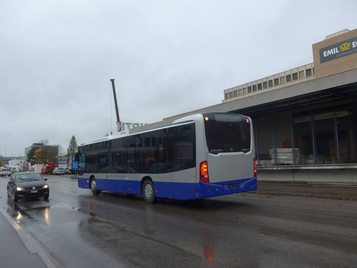 (210'828) - VZO Grningen - Nr. 19 - Mercedes am 8. November 2019 in Bassersdorf, Grindel