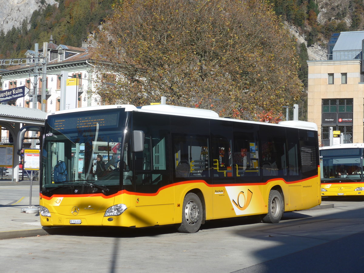 (210'981) - PostAuto Bern - BE 534'630 - Mercedes am 11. November 2019 beim Bahnhof Interlaken West