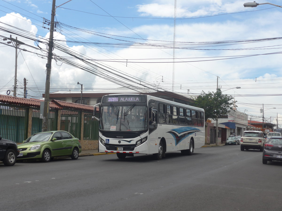 (211'112) - Cagua de Alajuela, Alajuela - 7110 - Caio-Mercedes am 13. November 2019 in Alajuela