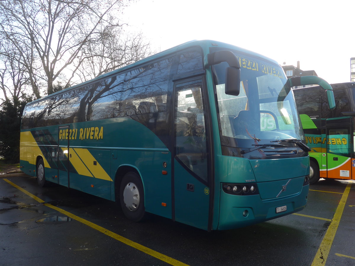 (212'961) - Ghezzi, Rivera - Nr. 12/TI 34'616 - Volvo am 14. Dezember 2019 in Zrich, Sihlquai