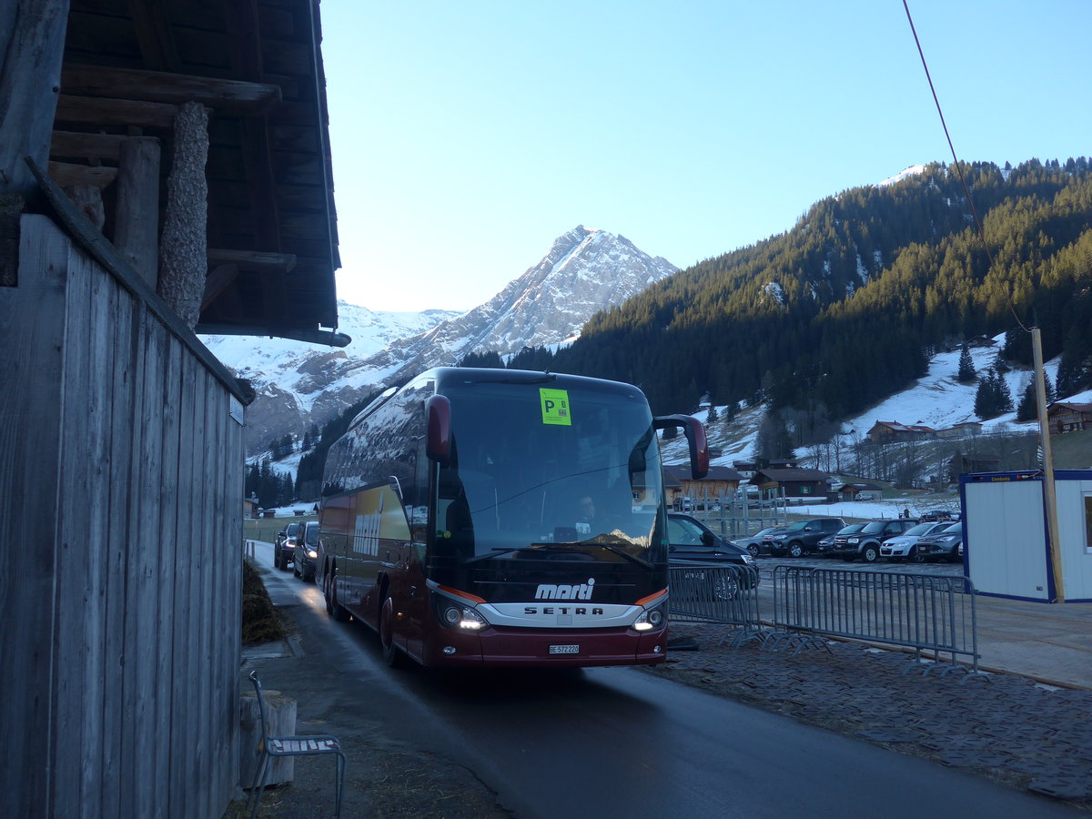 (213'557) - Marti, Kallnach - Nr. 20/BE 572'220 - Setra am 11. Januar 2020 in Adelboden, Weltcup