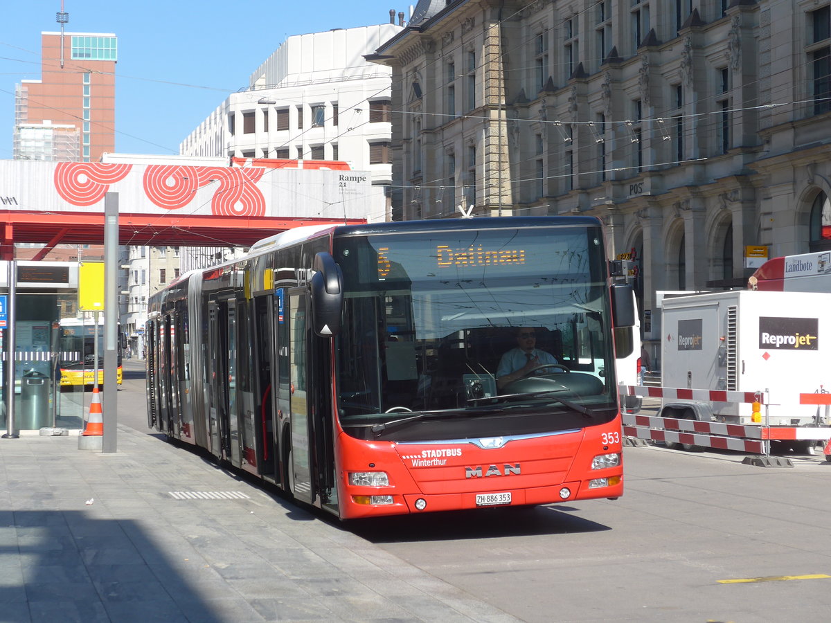 (215'915) - SW Winterthur - Nr. 353/ZH 886'353 - MAN am 6. April 2020 beim Hauptbahnhof Winterthur