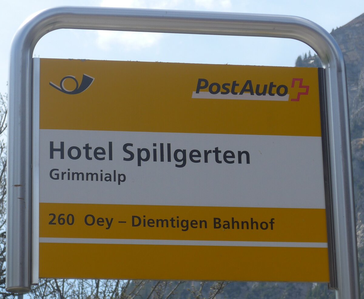 (216'174) - PostAuto-Haltestellenschild - Grimmialp, Hotel Spillgerten - am 17. April 2020