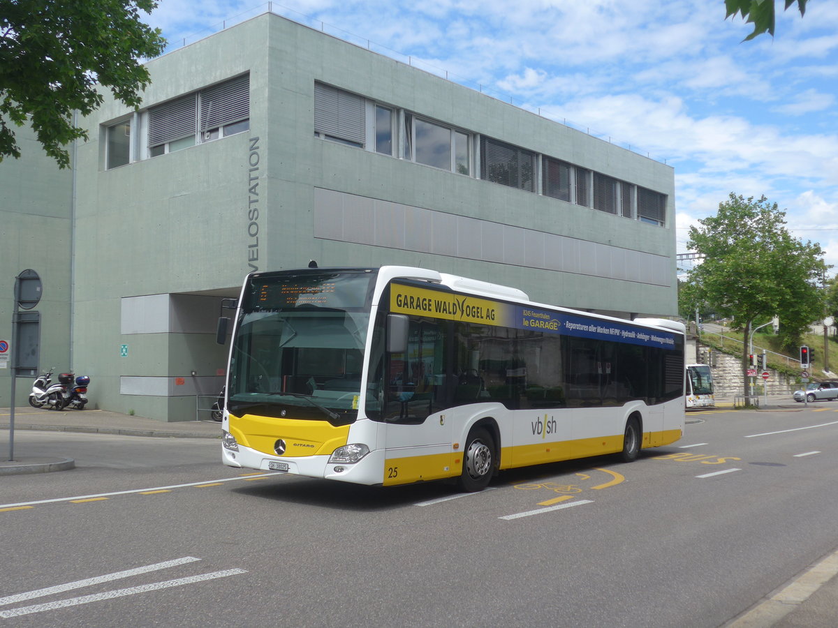 (217'744) - VBSH Schaffhausen - Nr. 25/SH 38'025 - Mercedes am 8. Juni 2020 beim Bahnhof Schaffhausen