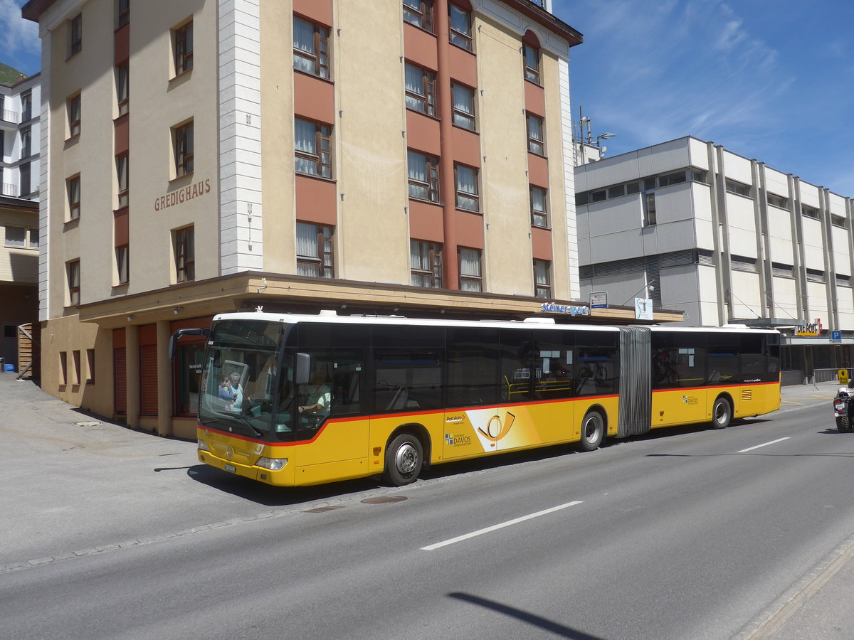 (218'904) - PostAuto Graubnden - GR 102'356 - Mercedes am 20. Juli 2020 beim Bahnhof Davos Dorf