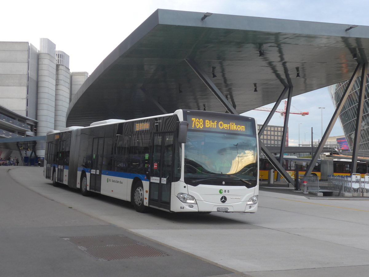 (221'019) - Welti-Furrer, Bassersdorf - Nr. 52/ZH 634'602 - Mercedes am 22. September 2020 in Zrich, Flughafen