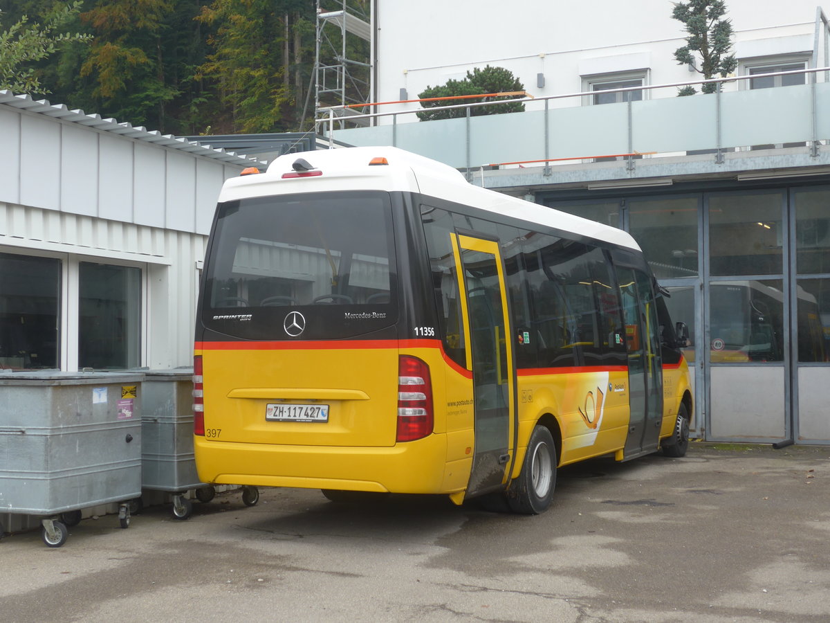 (221'830) - Leutenegger, Bauma - Nr. 397/ZH 117'427 - Mercedes am 12. Oktober 2020 in Bauma, Garage