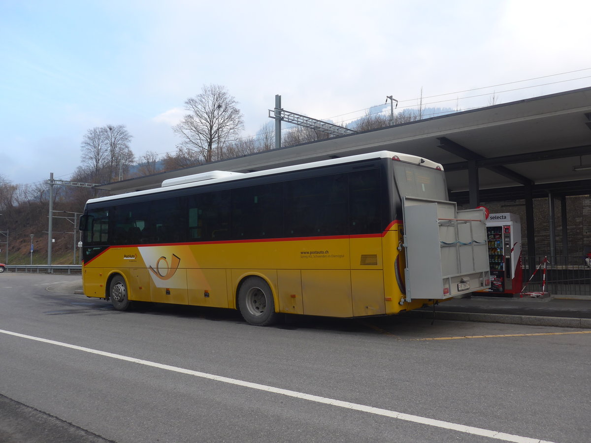 (223'482) - Spring, Schwenden - BE 26'672 - Iveco am 11. Februar 2021 beim Bahnhof Oey-Diemtigen