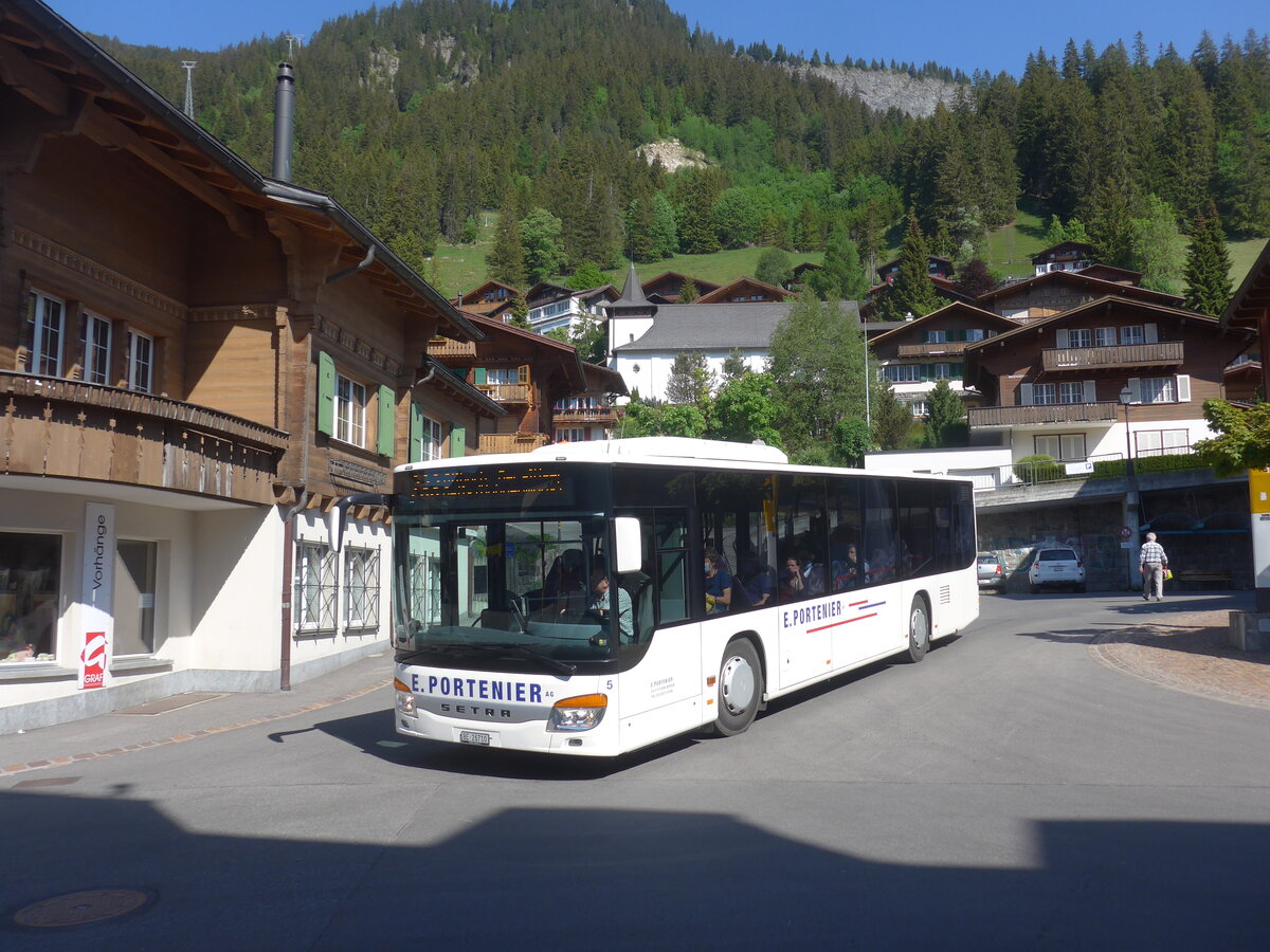 (225'906) - Portenier, Adelboden - Nr. 5/BE 26'710 - Setra am 16. Juni 2021 in Adelboden, Busstation