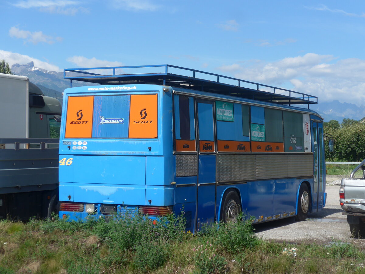 (226'565) - ??? - Nr. 46 - Mercedes am 17. Juli 2021 in Sion, Tamoil-Tankstelle