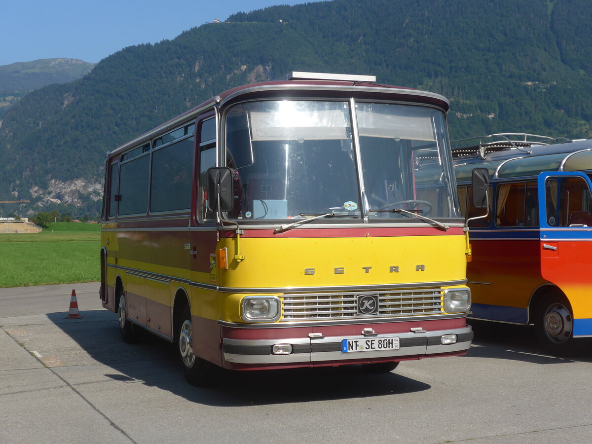 (227'385) - Aus Deutschland: Schiller, Esslingen - NT-SE 80H - Setra am 21. August 2021 in Interlaken, Flugplatz