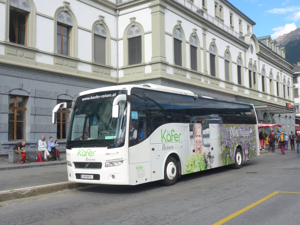 (227'659) - Aus Oesterreich: Kfer-Reisen, Kaindorf - HF KH 2 - Volvo am 29. August 2021 beim Bahnhof Brig