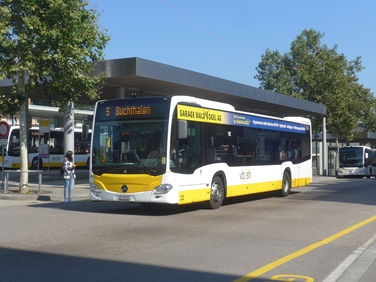 (227'752) - VBSH Schaffhausen - Nr. 32/SH 38'032 - Mercedes am 4. September 2021 beim Bahnhof Schaffhausen