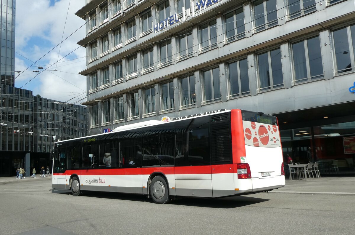 (229'107) - St. Gallerbus, St. Gallen - Nr. 254/SG 198'254 - MAN am 13. Oktober 2021 beim Bahnhof St. Gallen